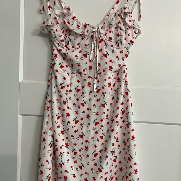 Princess Polly Dress! - Picture 2 of 5